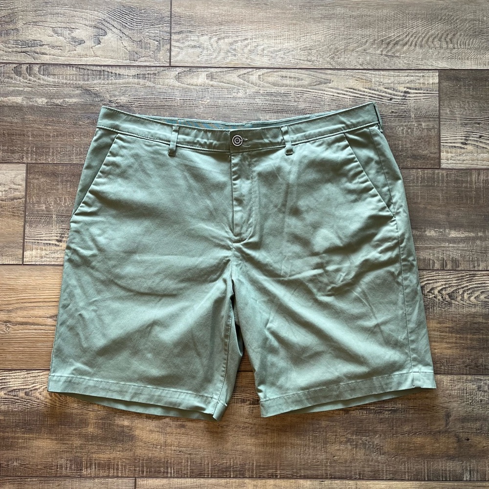English Laundry Men’s Flat Front Shorts Green Size 38 Flexible Lightweight